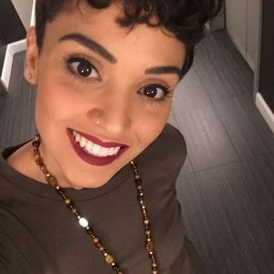 Meet your Posher, Natalie